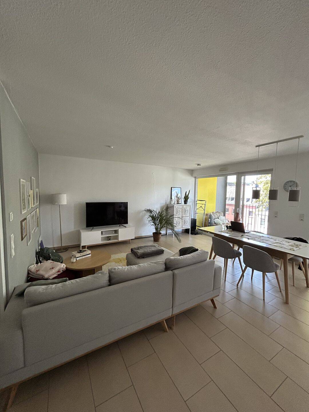 Renovierte 2 ZKB Wohnung mit Balkon in Trier Süd!, 54290 Trier (Innenstadt Trier-Süd)