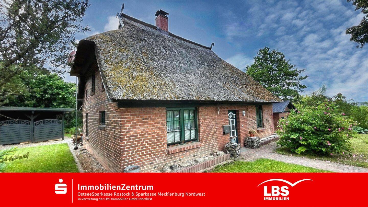 Wohnen in ruhiger Lage mit Reetdachflair, 23974 Neuburg
