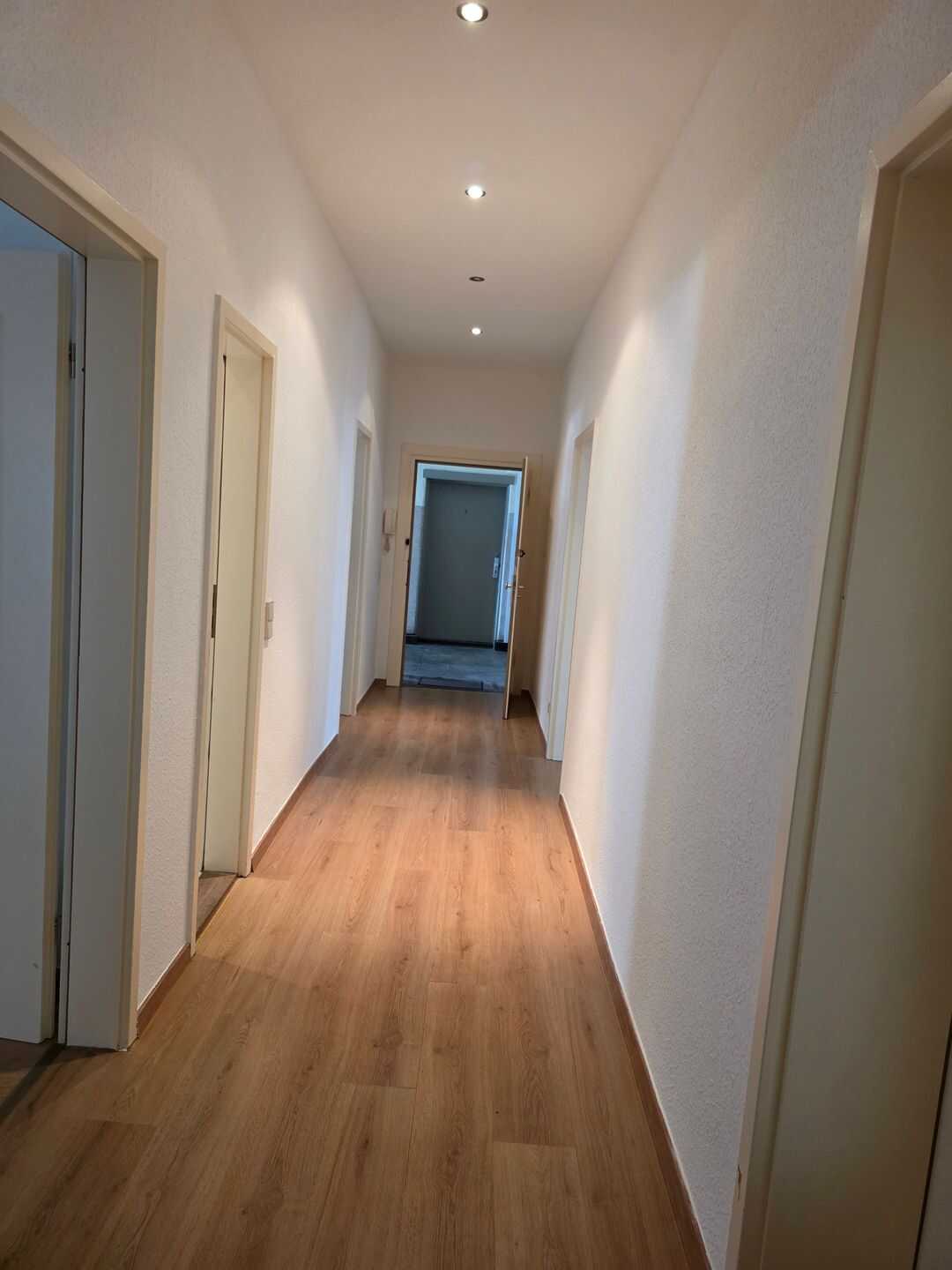 Mietwohnung, 3,5 Zimmer, 105 m², in Magdeburg
