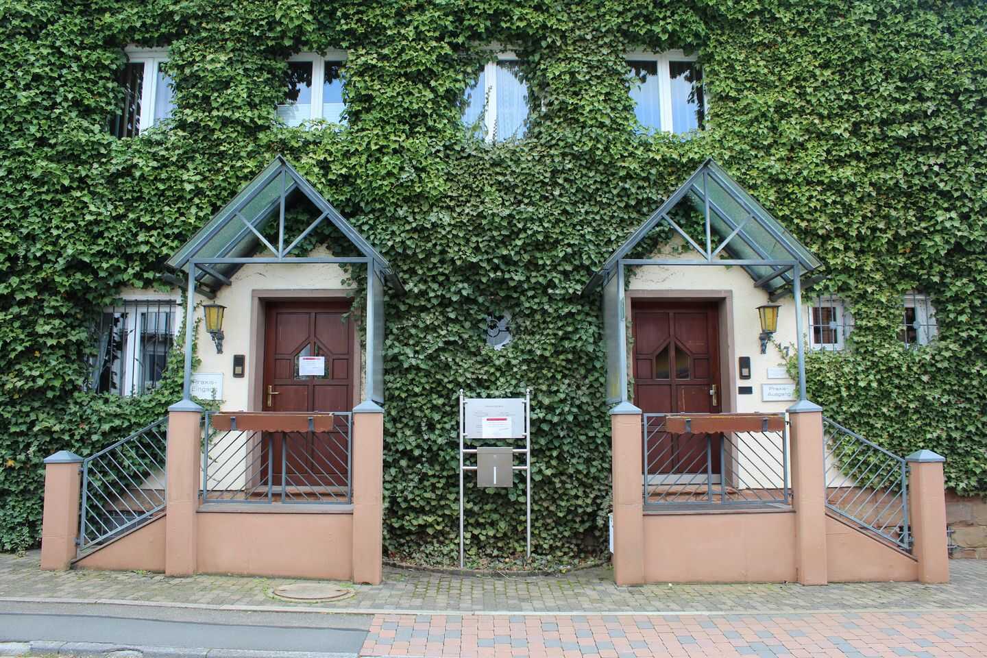 Ein Haus voller Möglichkeiten – Raum für Leben,  Arbeit und persönliche Visionen!, 35110 Frankenau