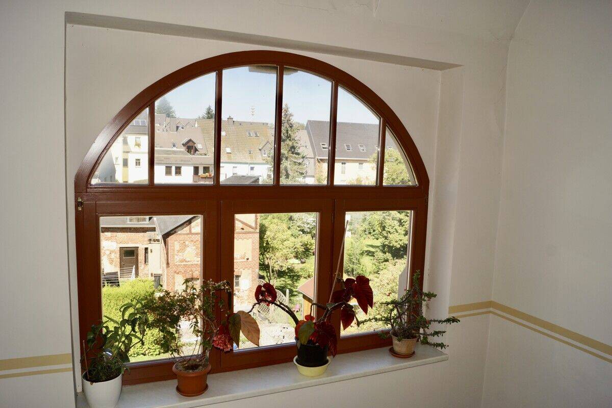 Wohnen über den Dächern | Fantastischer Ausblick | Helle 2-Zimmer-DG-Wohnung im Jugendstilhaus, 9514 Pockau-Lengefeld