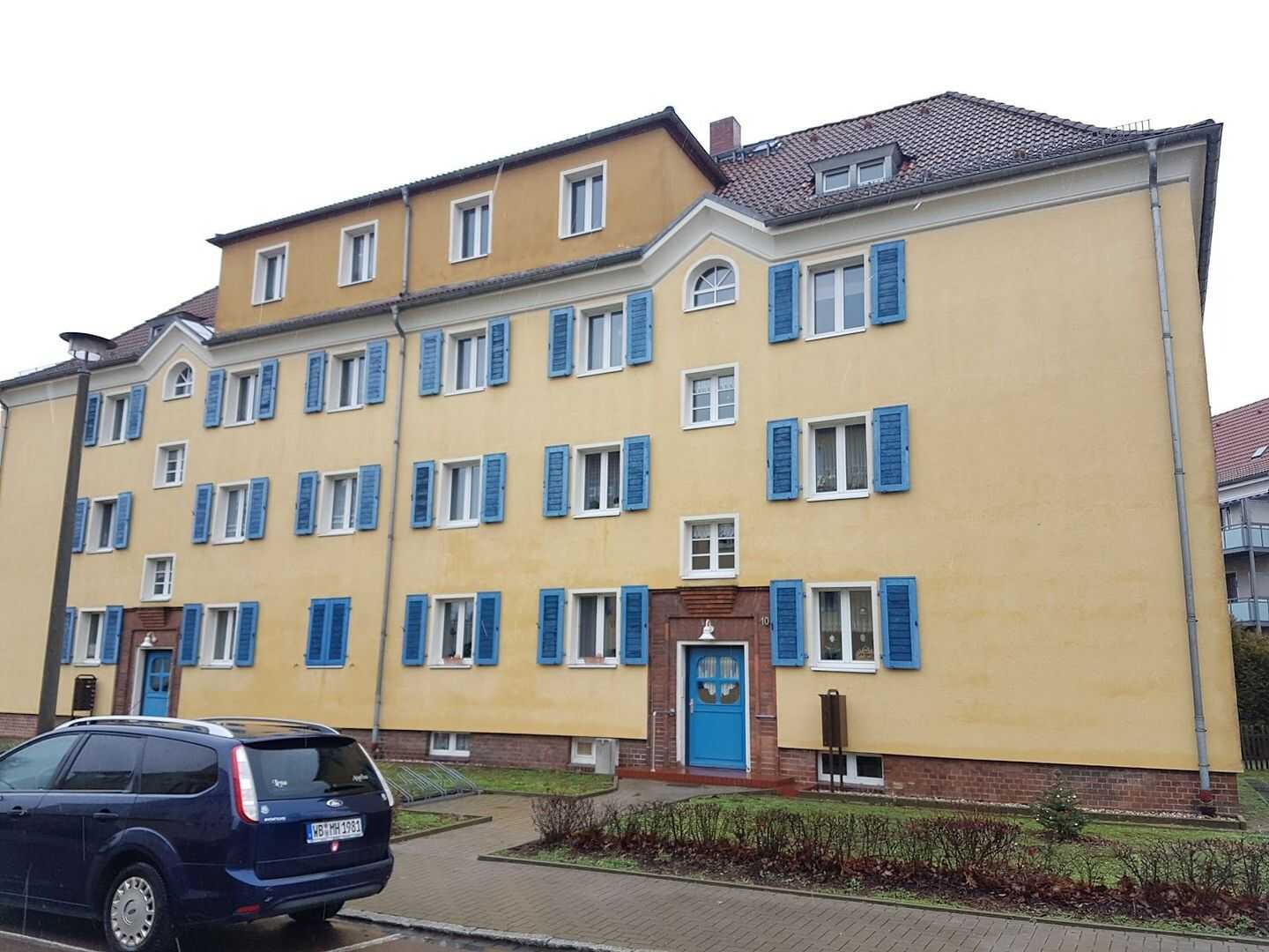 Großzügig geschnitten und ruhig gelegen – Einbauküche inklusive!, 6886 Wittenberg