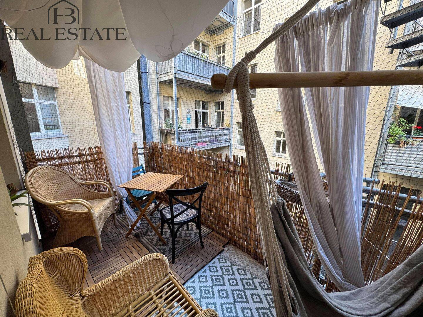 Charmante 2,5-Raumwohnung mit Einbauküche und Balkon