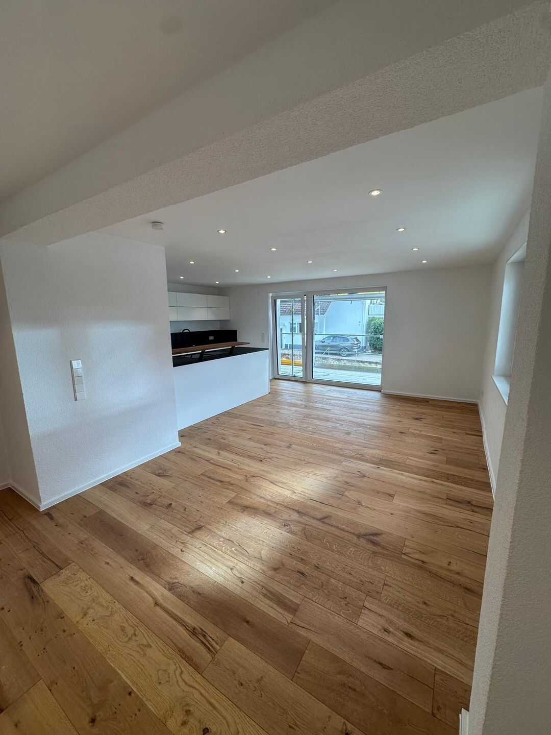 Exklusive 3-Zimmer-Erdgeschosswohnung mit eigenem Garten & hochwertiger Einbauküche, 89264 Weißenhorn