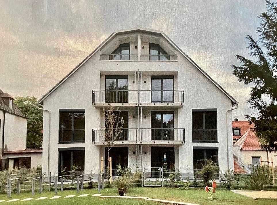 Helle 3-Zimmer-Wohnung mit Balkon und Tiefgaragenstellplatz, 81375 München (Hadern)