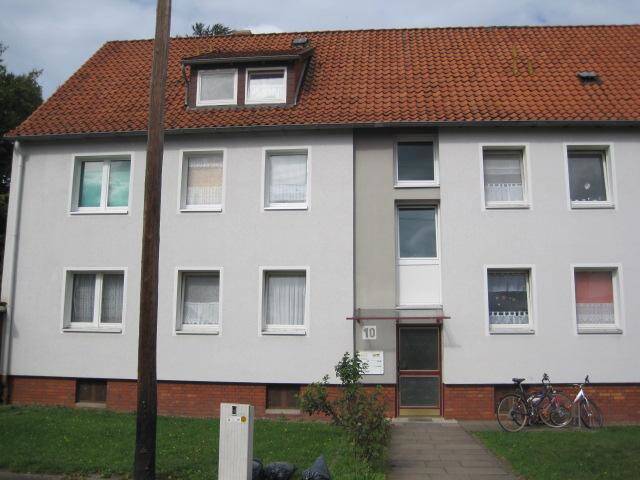 BARSINGHAUSEN – NAHE DEISTER: gemütliche 3-Zimmer-Dachgeschosswohnung ca. 49m²  sofort verfügbar, 30890 Barsinghausen