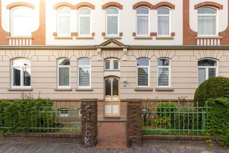 Renovierte 3-Zimmer-Wohnung mit Balkon im 1. OG in Bremerhaven-Lehe!, 27576 Bremerhaven (Lehe Mitte)