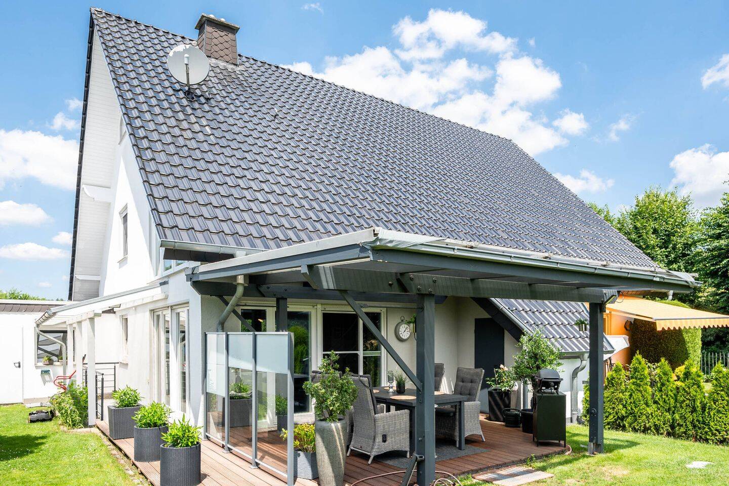 KEINE KÄUFERPROVISION Herrliche Doppelhaushälfte mit Garten und Feldblick in Stukenbrock – Senne, 33758 Schloß Holte-Stukenbrock
