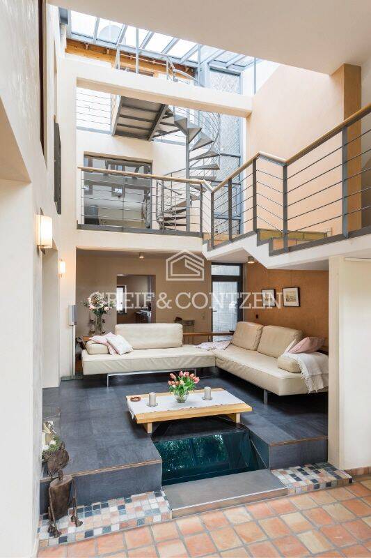 Exklusives Ensemble aus Vorderhaus-Altbau und moderner Erweiterung im Jahr 2000, 50996 Köln (Rodenkirchen Hahnwald Marienburg Weiß)