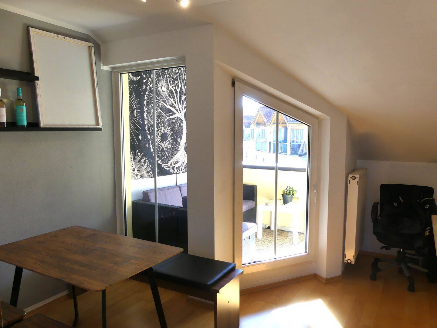 Erstklassige 2,5 Zimmer-Dachgeschosswohnung mit Dachterrasse, 84416 Taufkirchen (Vils)