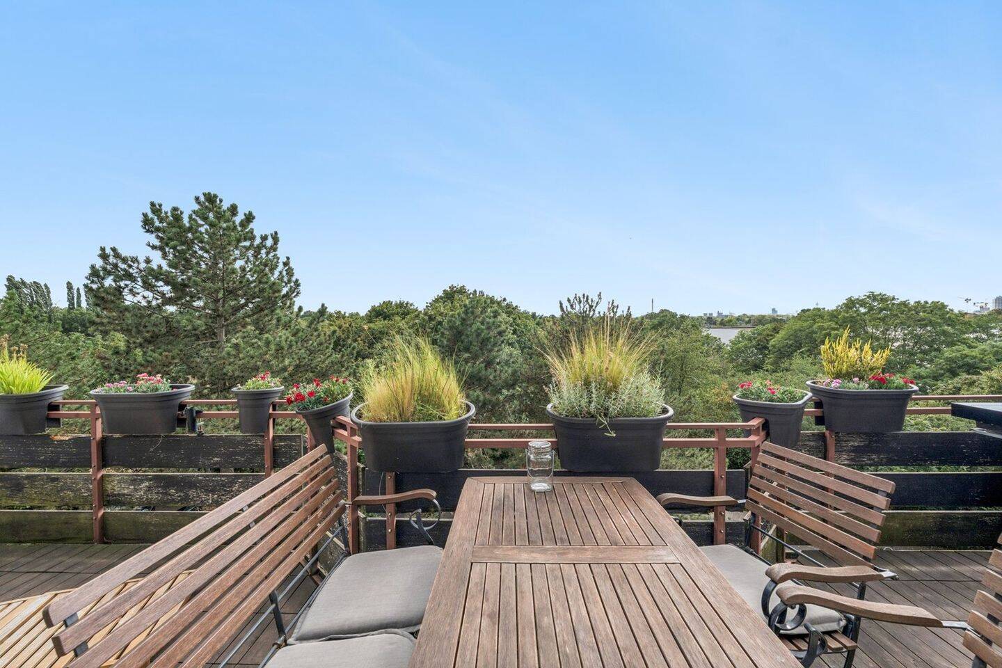 Stilvolles Penthouse mit Dachterrasse und Weitblick, 40625 Düsseldorf (Gerresheim Ludenberg)
