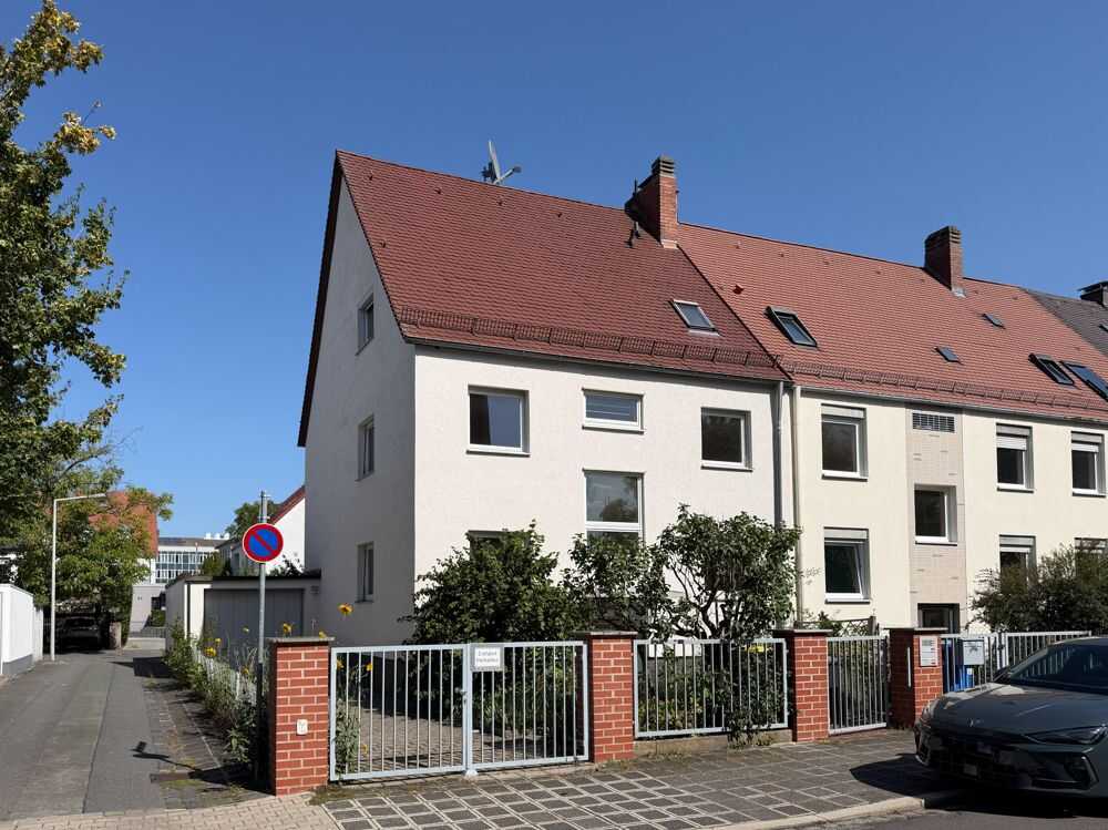 Sehr viel Platz für Ihre Familie zum Leben und Wohlfühlen in Schoppershof, 90491 Nürnberg