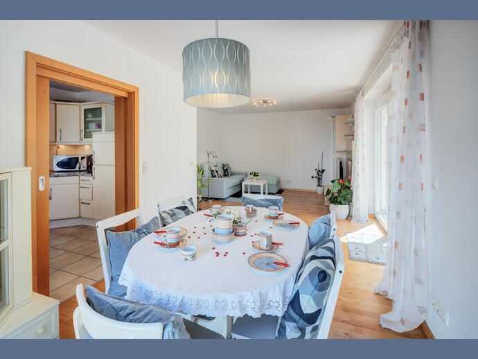 Möbliert: Schöne möblierte Gartenwohnung in Feldmoching, 80995 München (Allach-Untermenzing Feldmoching-Hasenbergl Moosach)