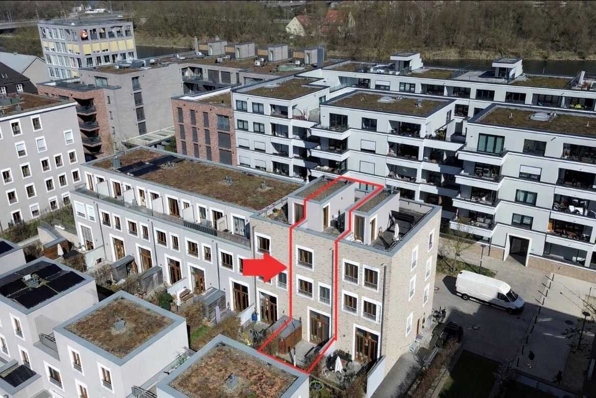 – Wohnen in Traumlage – Roof-Top-Townhouse in unmittelbarer Donaunähe im Marina Quartier, 93055 Regensburg (Brandlberg-Keilberg Burgweinting-Harting Innenstadt Ostenviertel Schwabelweis)