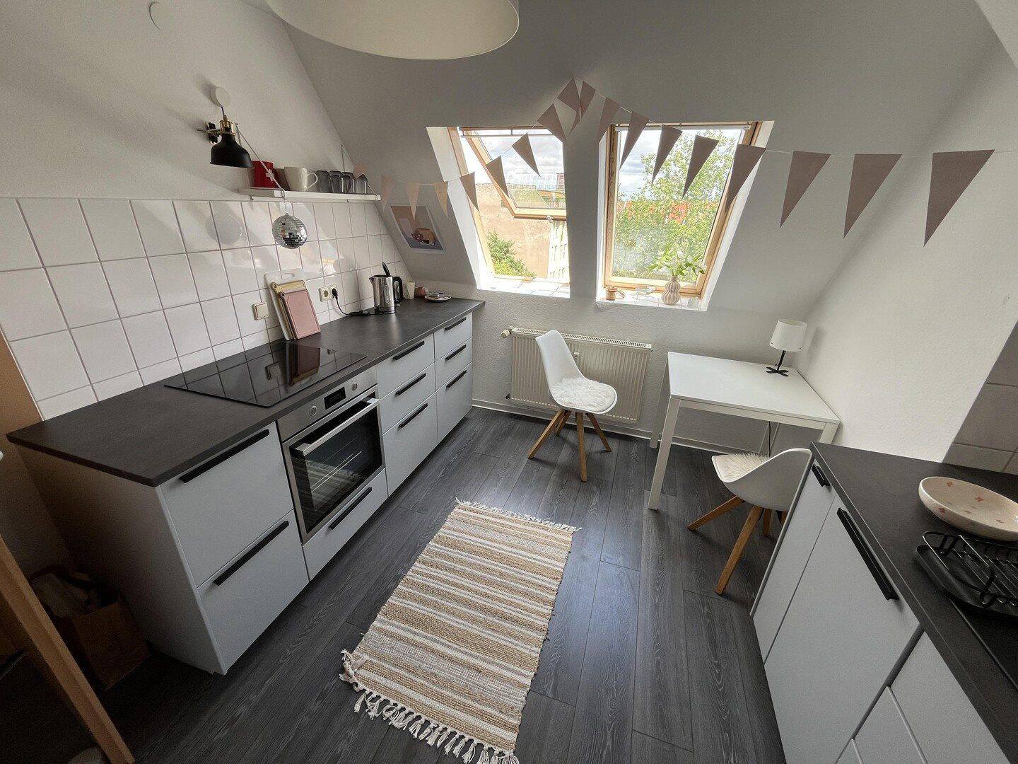 Möblierte 2-Zimmer-Maisonettewohnung in zentraler, ruhiger Lage von Erfurt, 99085 Erfurt (Daberstedt Hohenwinden Ilversgehofen Johannesvorstadt Krämpfervorstadt)