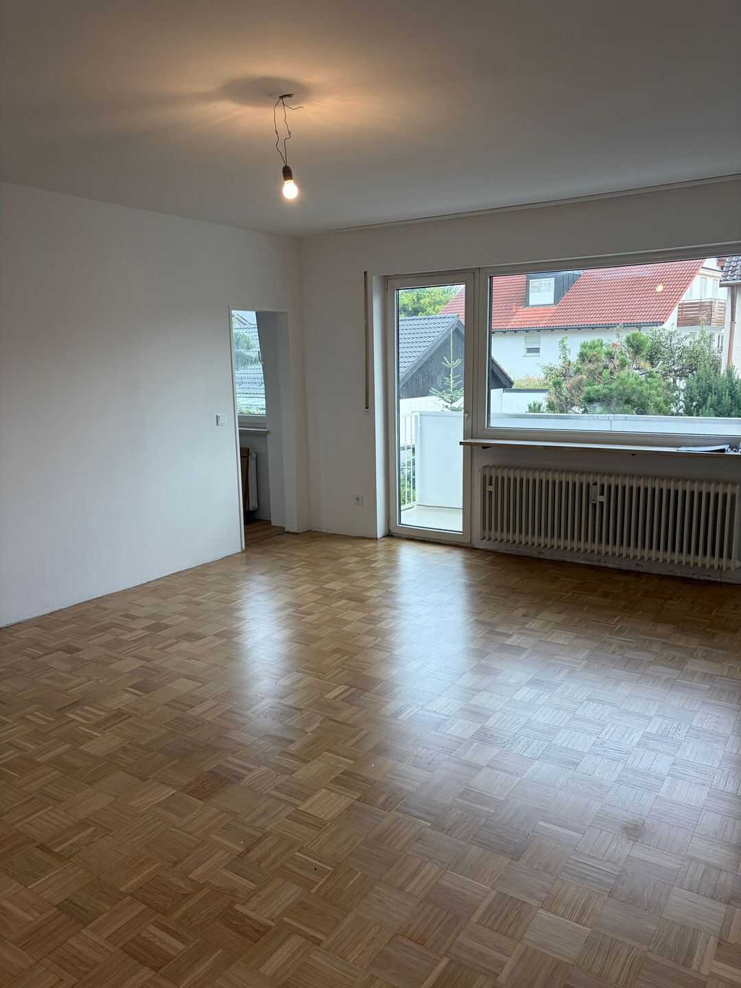 Frisch Renovierte 1-Zimmer-Wohnung in München Aubing, 81245 München (Aubing-Lochhausen-Langwied Pasing-Obermenzing)