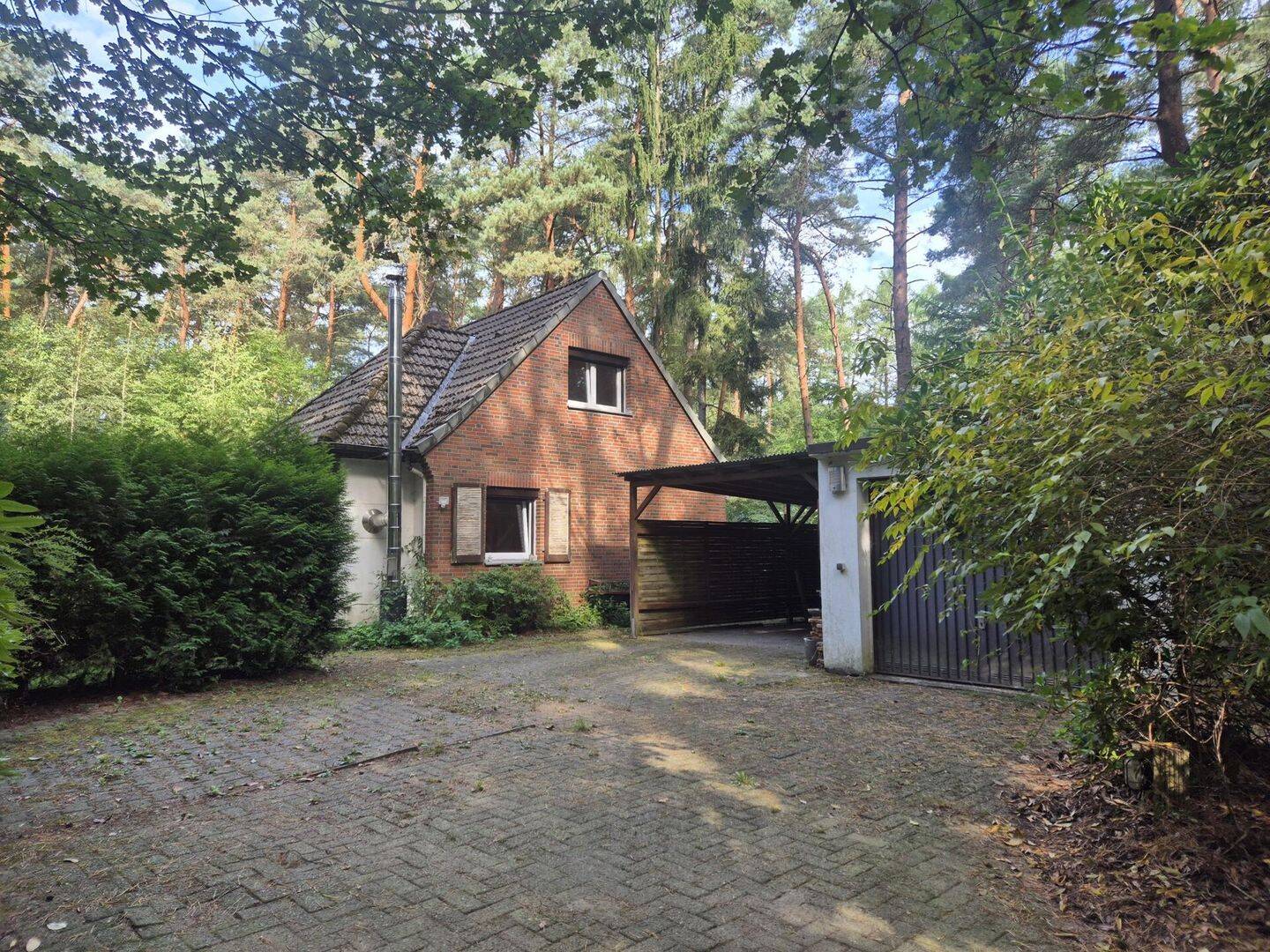Über 3.000 m² Waldidylle: Wochenendhaus wartet auf neue Ideen – Wildeshausen (Wiekau), 27793 Wildeshausen