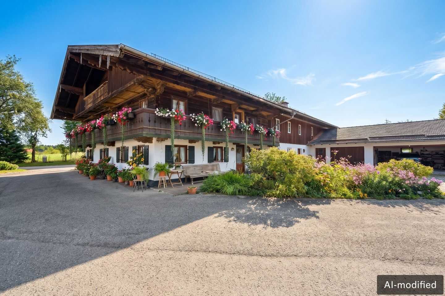 Idyllisches Wohnen auf einem liebevoll gestalteten Hofanwesen, 82054 Sauerlach