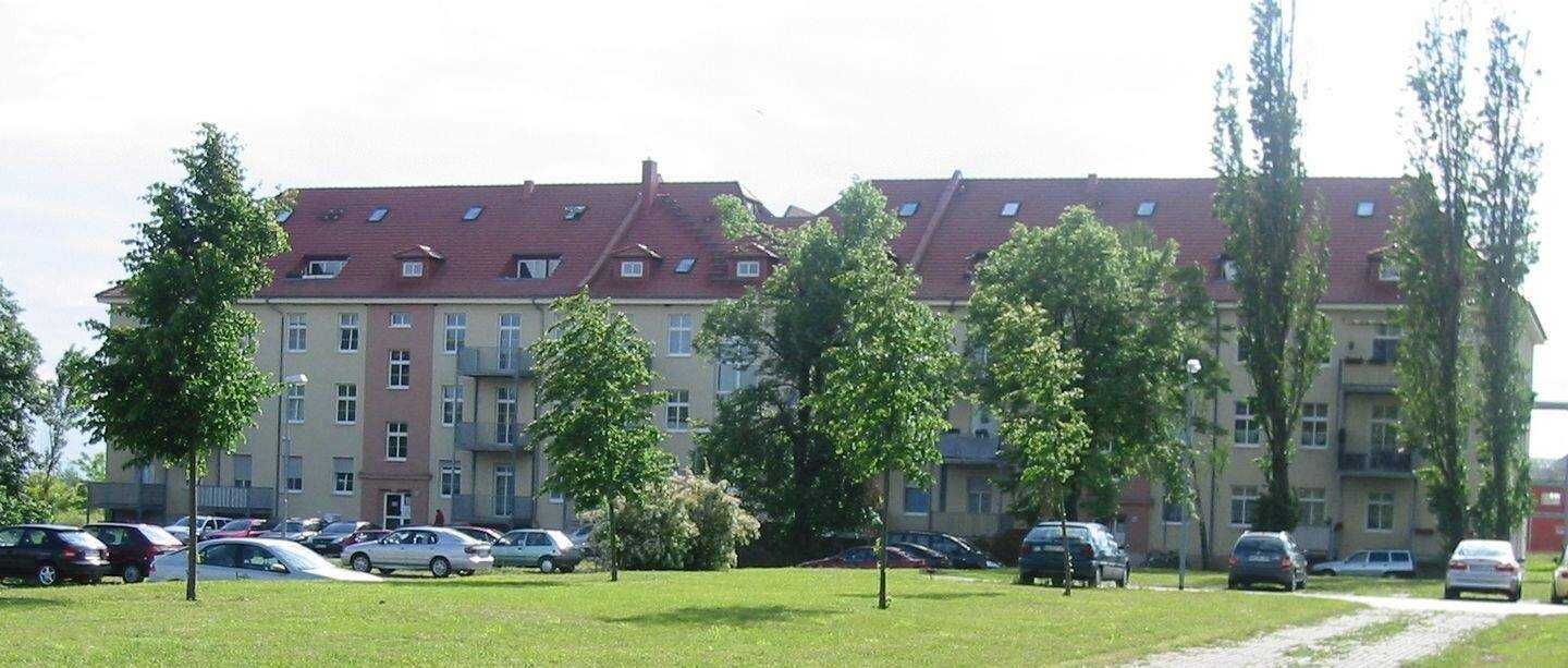 4-Zimmer-Wohnung mit 2 Balkonen und zwei Stellplätzen in Wittenberg in optimaler Lage, 6886 Wittenberg