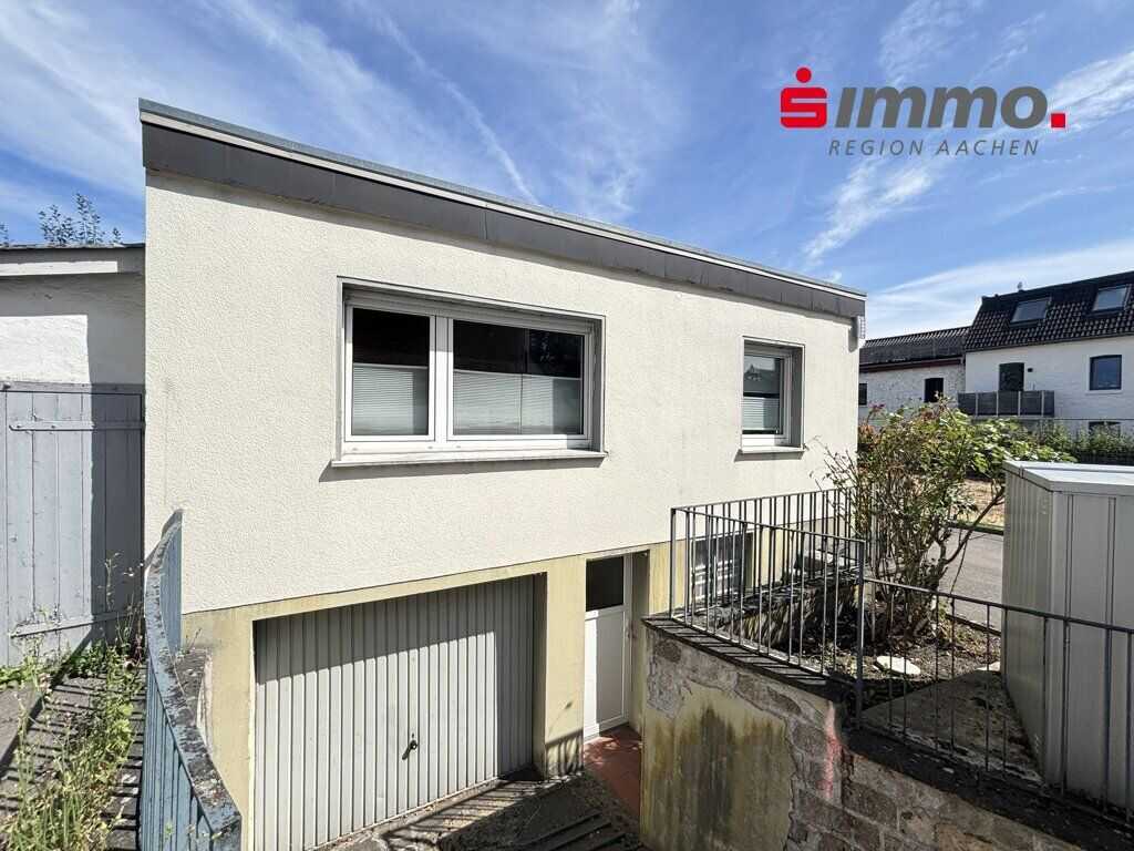 Freistehender Bungalow mit Garage in gefragter Wohnlage von Aachen-Brand, 52078 Aachen
