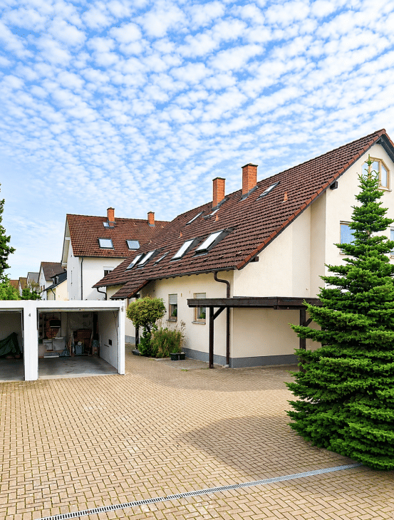 Schöne 4-Zimmer-Erdgeschosswohnung mit Gartenanteil in Hirschaid Bestlage zu verkaufen, 96114 Hirschaid