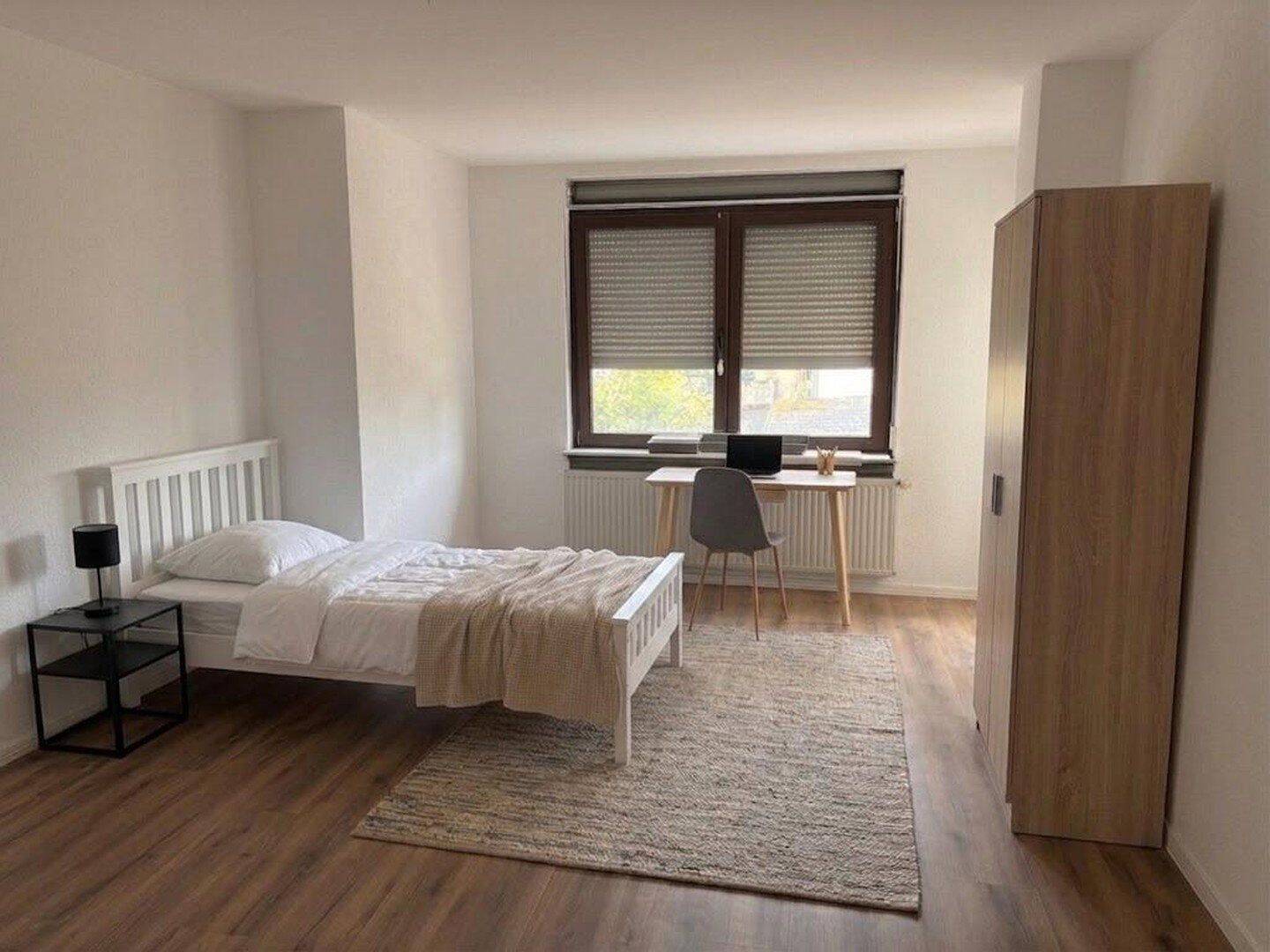 Möbliertes WG-Zimmer | Frisch renoviert | Warmmiete all-inclusive, 74080 Heilbronn (Böckingen)