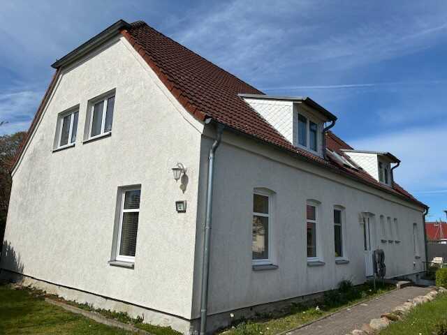 „Attraktive 2-Zimmer-Dachgeschosswohnung in Lichtenhagen – hell, gepflegt und sofort bezugsbereit“, 18107 Elmenhorst/Lichtenhagen (Lichtenhagen Lütten Klein)
