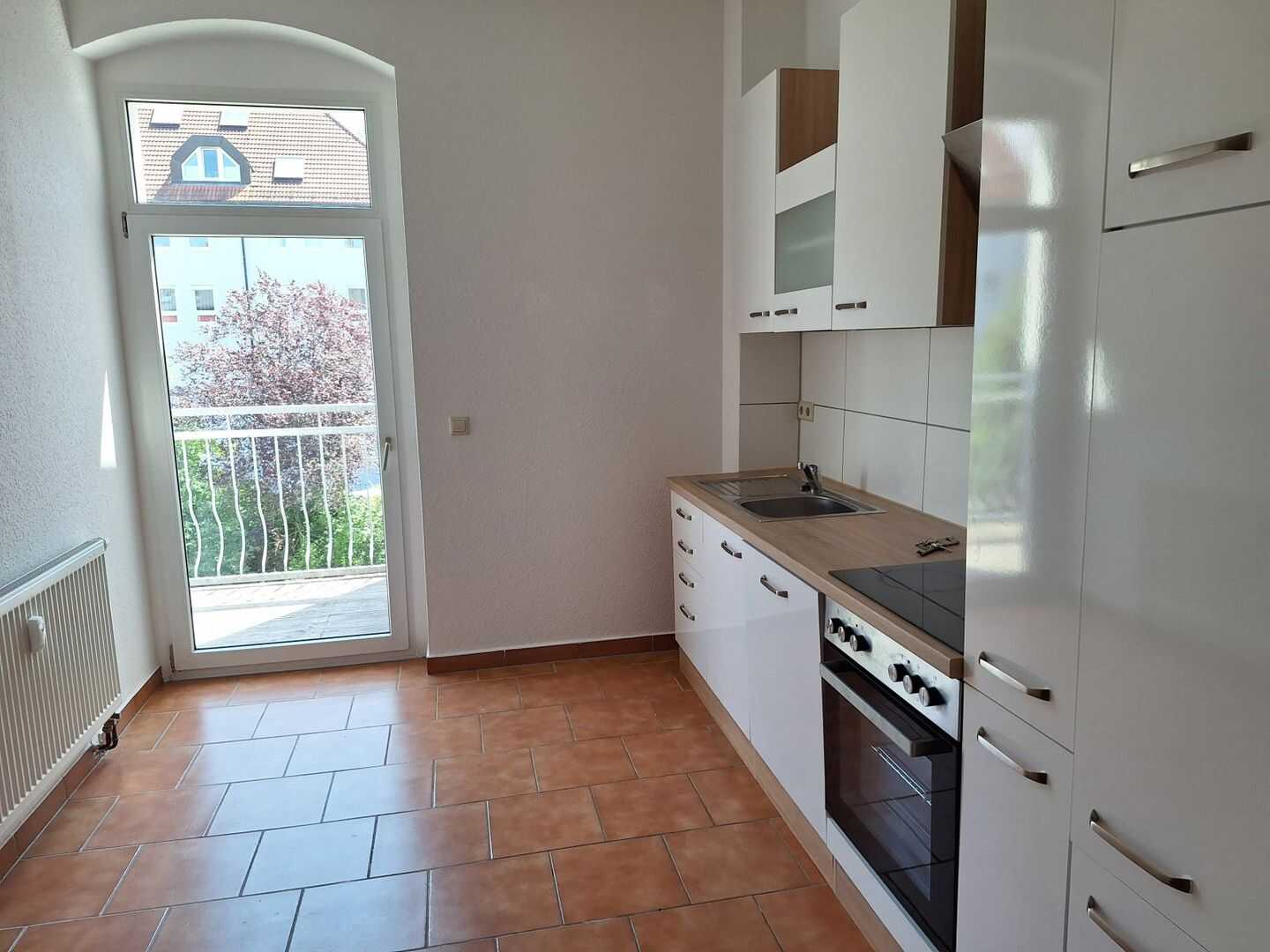 moderne 2 Raumwohnung mit EBK und Balkon, 9126 Chemnitz (Altchemnitz Bernsdorf Gablenz Lutherviertel Sonnenberg)