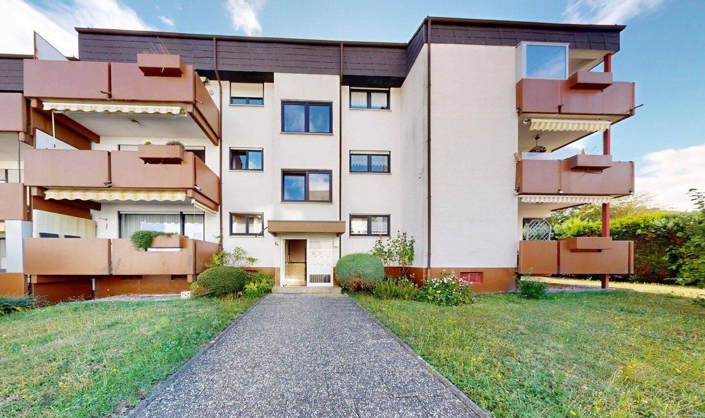 ~~ ZWEI ZIMMER WOHNUNG MIT ZWEI BALKONEN, KELLERABTEIL UND GARAGE IN BAD BERGZABERN ~~, 76887 Bad Bergzabern