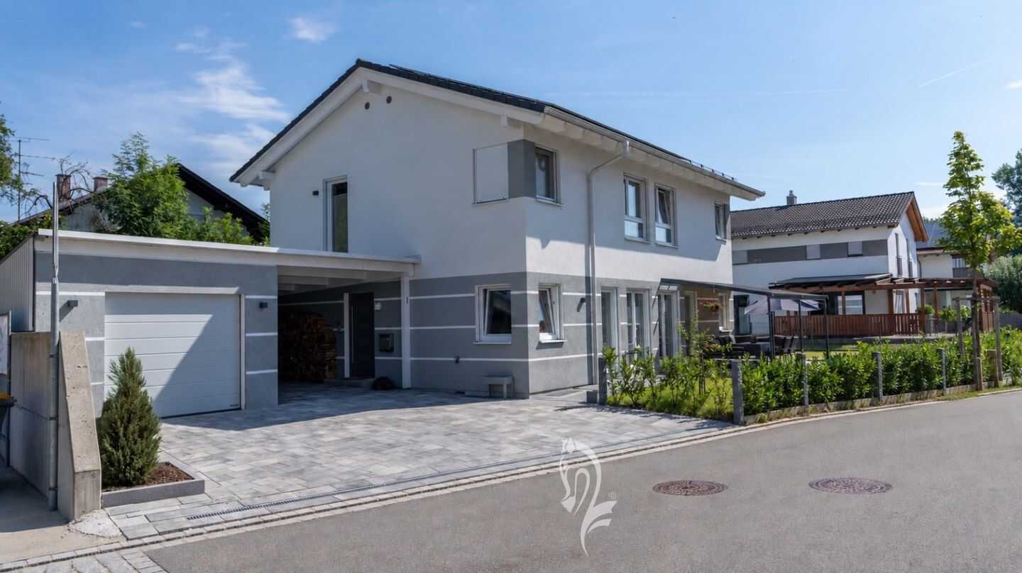 Modernes Architektenhaus mit A+ Energieeffizienz und großzügigem Raumangebot, 85560 Ebersberg