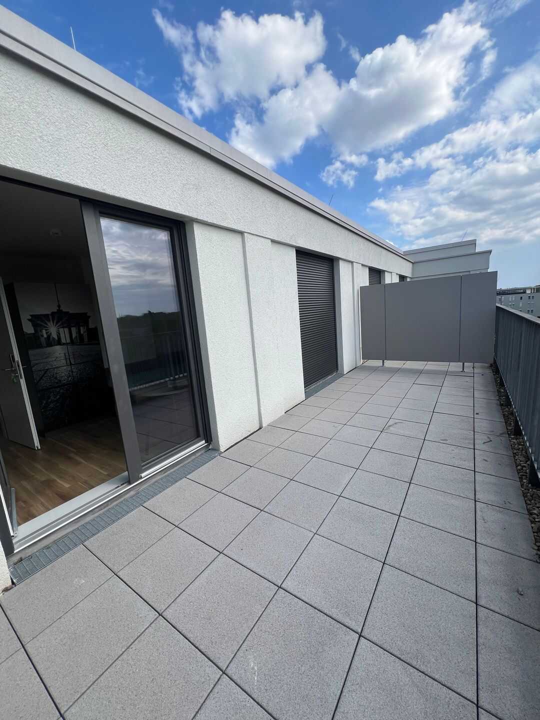 Willkommen in Ihrer voll möblierten Singelwohnung!, 13086 Berlin (Pankow Weißensee)