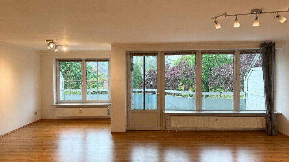 Helle 2-Zimmer-Wohnung mit sonnigem Balkon, 25421 Pinneberg