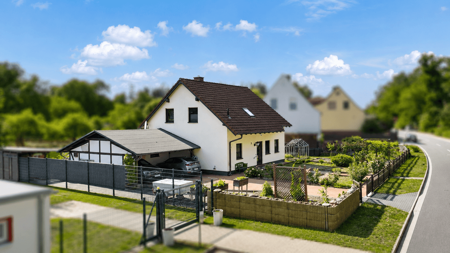 Liebevoll gepflegtes Familienhaus mit Garten und Energieeffizienzklasse A, Ranies bei Schönebeck, 39217 Schönebeck (Elbe)
