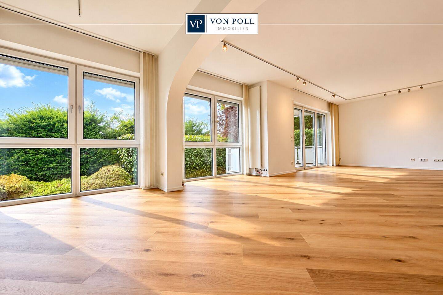Vier-Zimmer-Wohnung am Dachberg mit zwei Balkonen, 65812 Bad Soden am Taunus