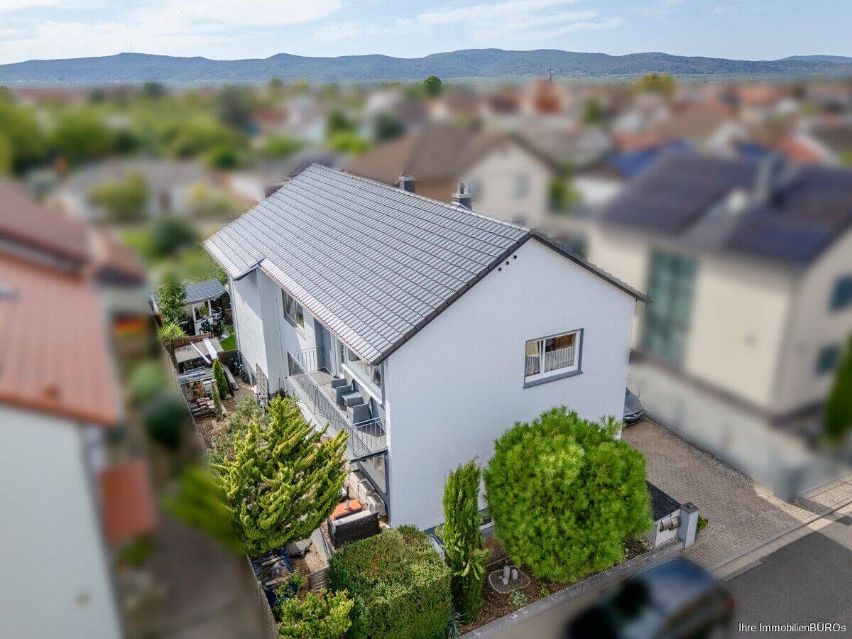 Wohnen mit eigenem Garten – renovierte Erdgeschosswohnung mit Terrasse & Garage“., 67149 Meckenheim