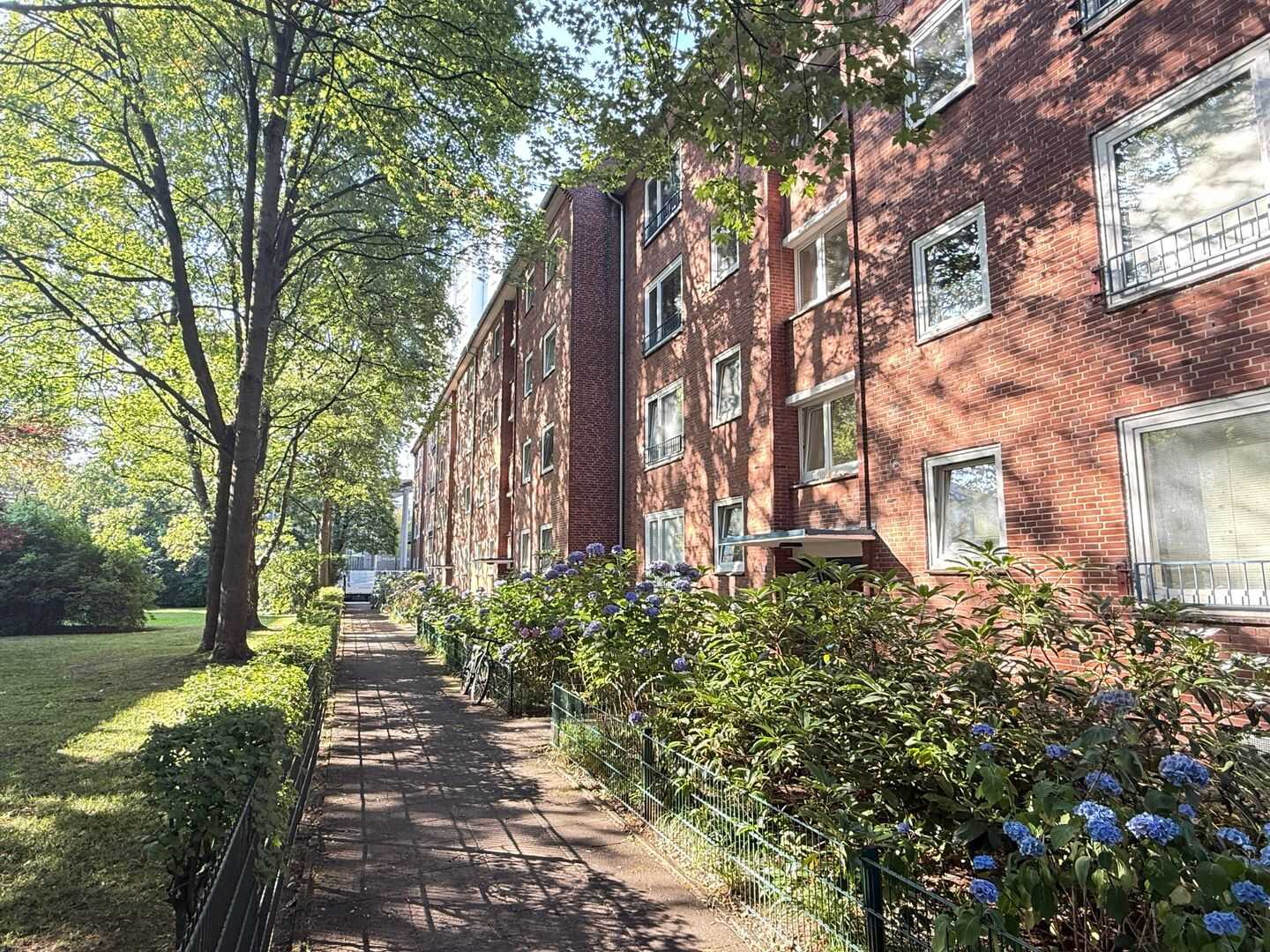 Kompakte 3 Zi. Wohnung in Barmbek-Süd nahe Mundsburg Center, 22083 Hamburg (Hamburg-Nord Barmbek-Süd)