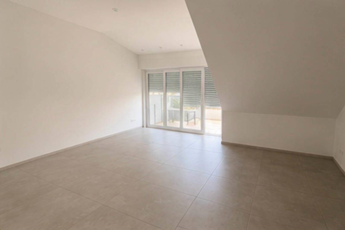 Moderne 3-Zimmer-Wohnung mit Balkon in Mannheim-Seckenheim, 68239 Mannheim (Seckenheim)