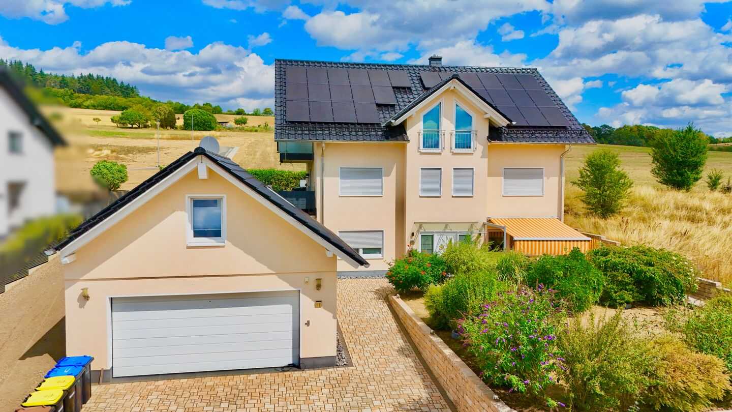 Traumhaus mit ELW und viel Platz in Haiger OT, 35708 Haiger