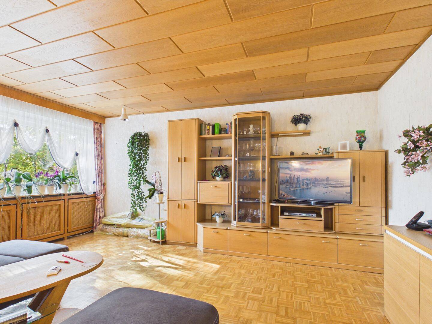 Hier steckt Zukunft drin! 4-Zimmer-Wohnung mit Balkon, Garage und riesigem Potenzial in Karben – OT, 61184 Karben