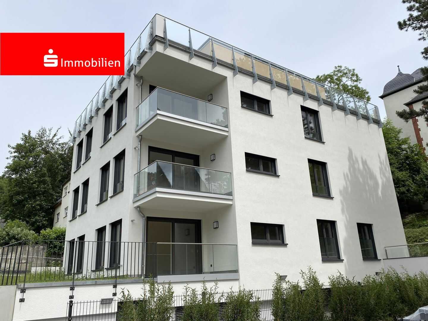 Erstbezug: Zentrumsnahe, charmante Wohnung unterhalb des Landgrafen, 7743 Jena