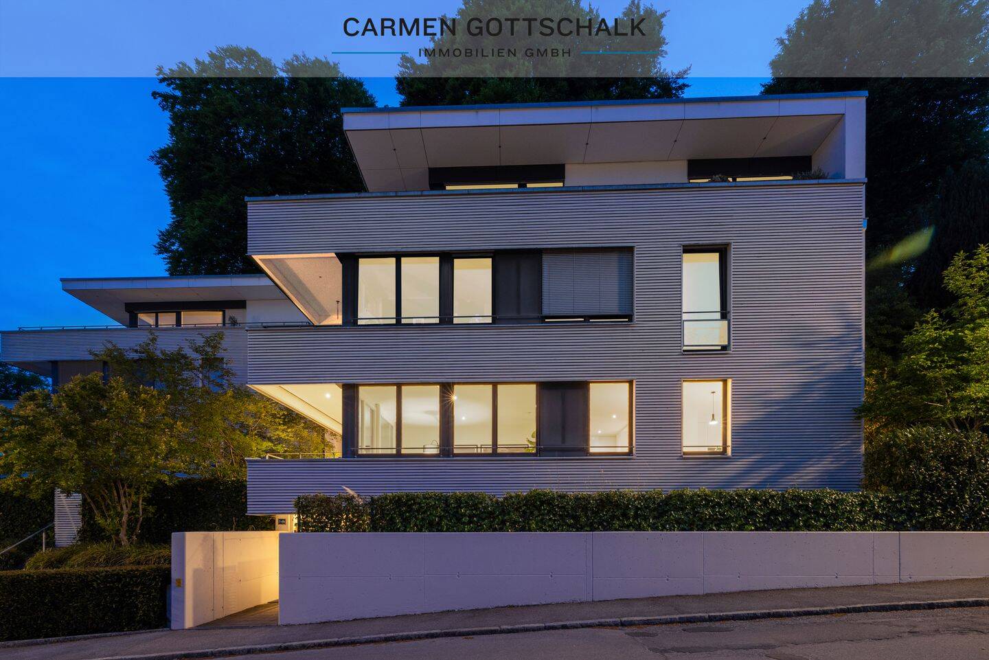 Die Villa mit dem „Und“. Exklusive Stadtvilla – als großzügige Residenz oder zwei Wohnwelten., 82319 Starnberg
