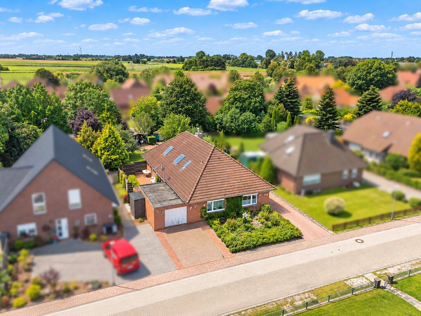Vielfältig nutzbarer Bungalow mit Einliegerwohnung in Siedlungslage von Norden, 26506 Norden