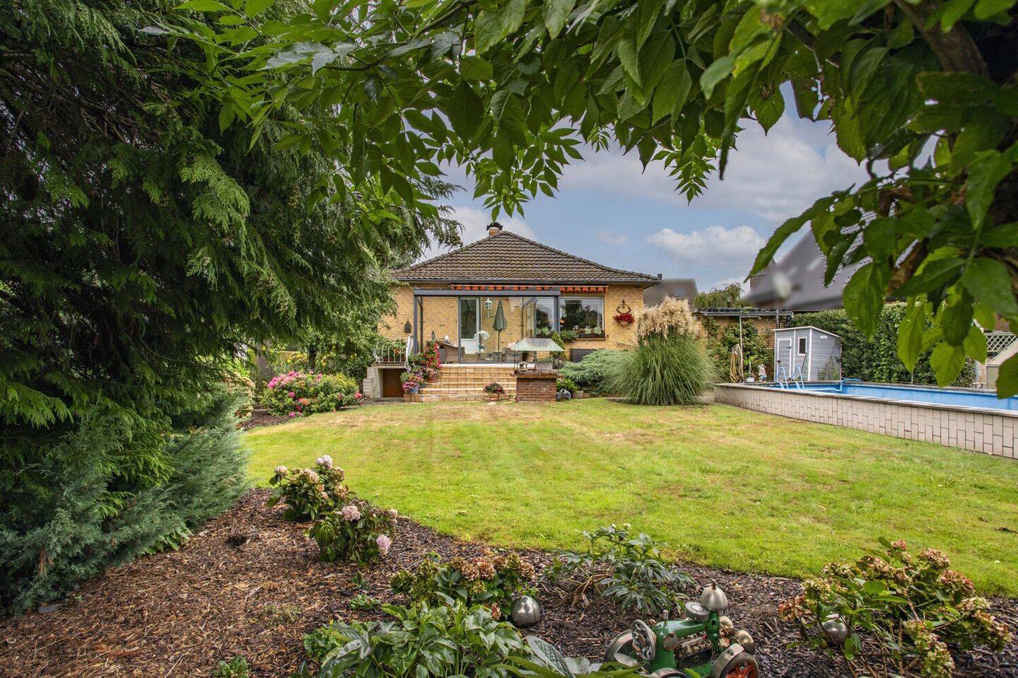 Wohnen in dörflicher Idylle mit Garten und Rheinnähe!, 46459 Rees
