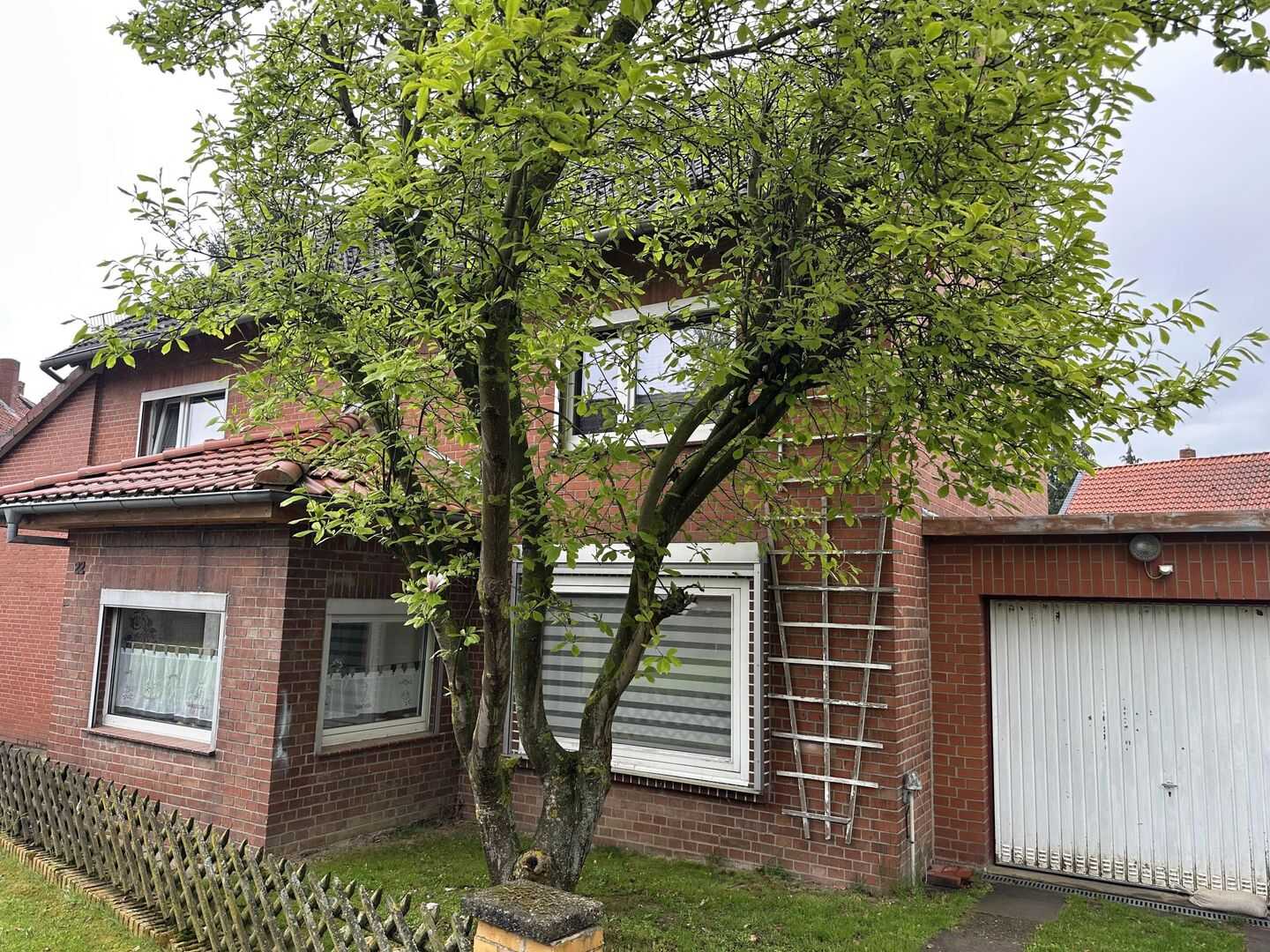 Charmantes Einfamilienhaus mit Ausbaupotenial in malerischer Umgebung von Luttrum, 31188 Holle