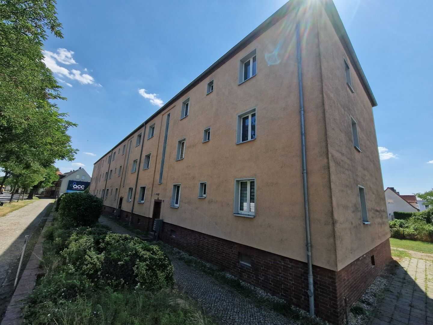 Für Sie renoviert – wohlfühlen mit sonnigem Balkon!, 6886 Wittenberg
