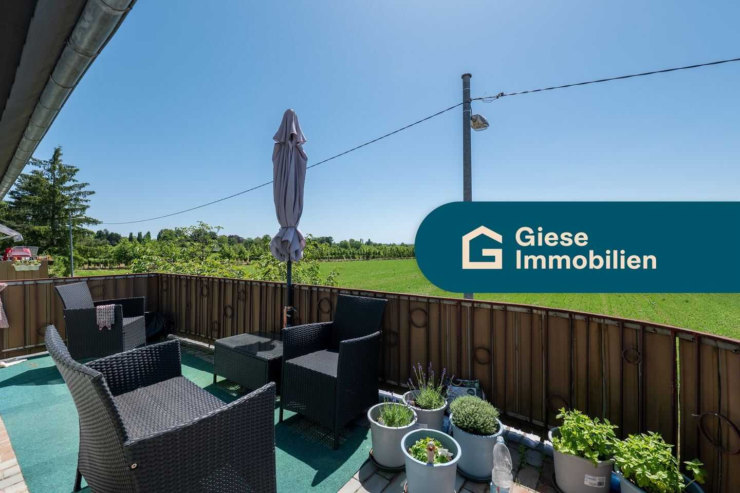 Sonnige 3-Zimmer-Wohnung mit Traumterrasse, 70597 Stuttgart (Degerloch Hoffeld Kaltental Möhringen Sonnenberg)