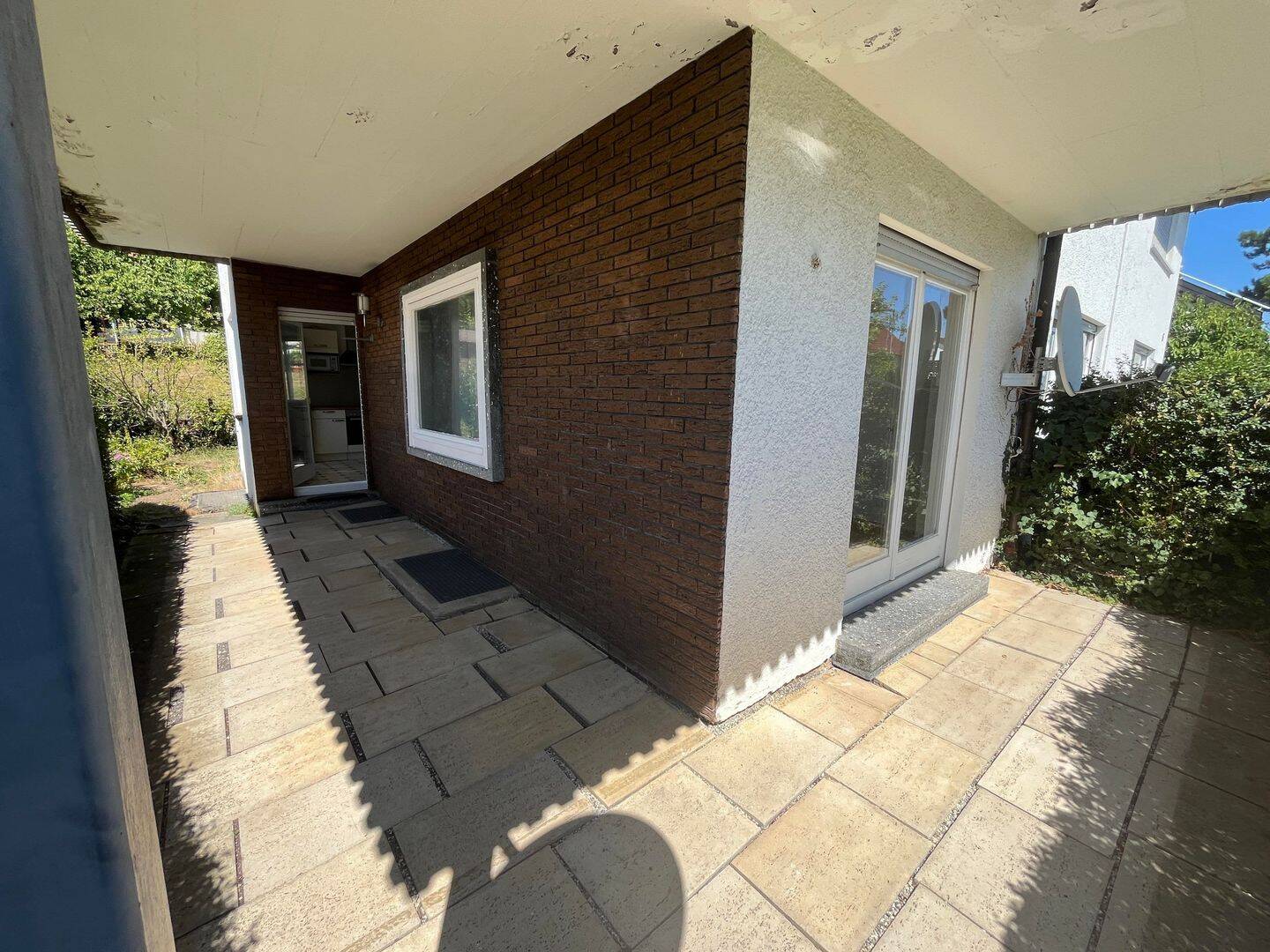 Gut geschnittene 3-Zimmer-Erdgeschosswohnung mit Terrasse in Schönaich, 71101 Schönaich