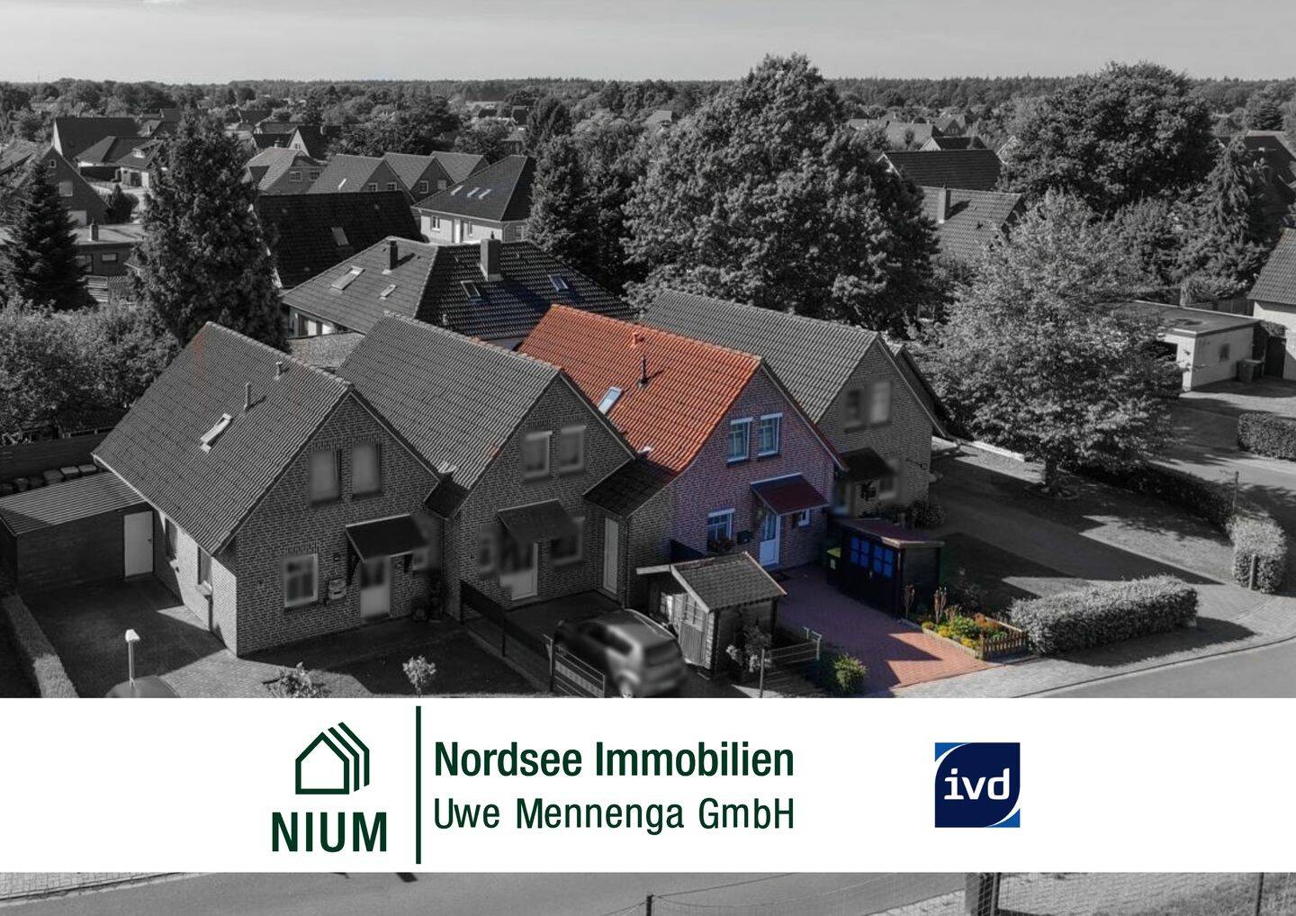Ruhig wohnen, zentral leben – Reihenhaus mit Sonnenterrasse, Stellplatz und Garten in Hage, 26524 Hage