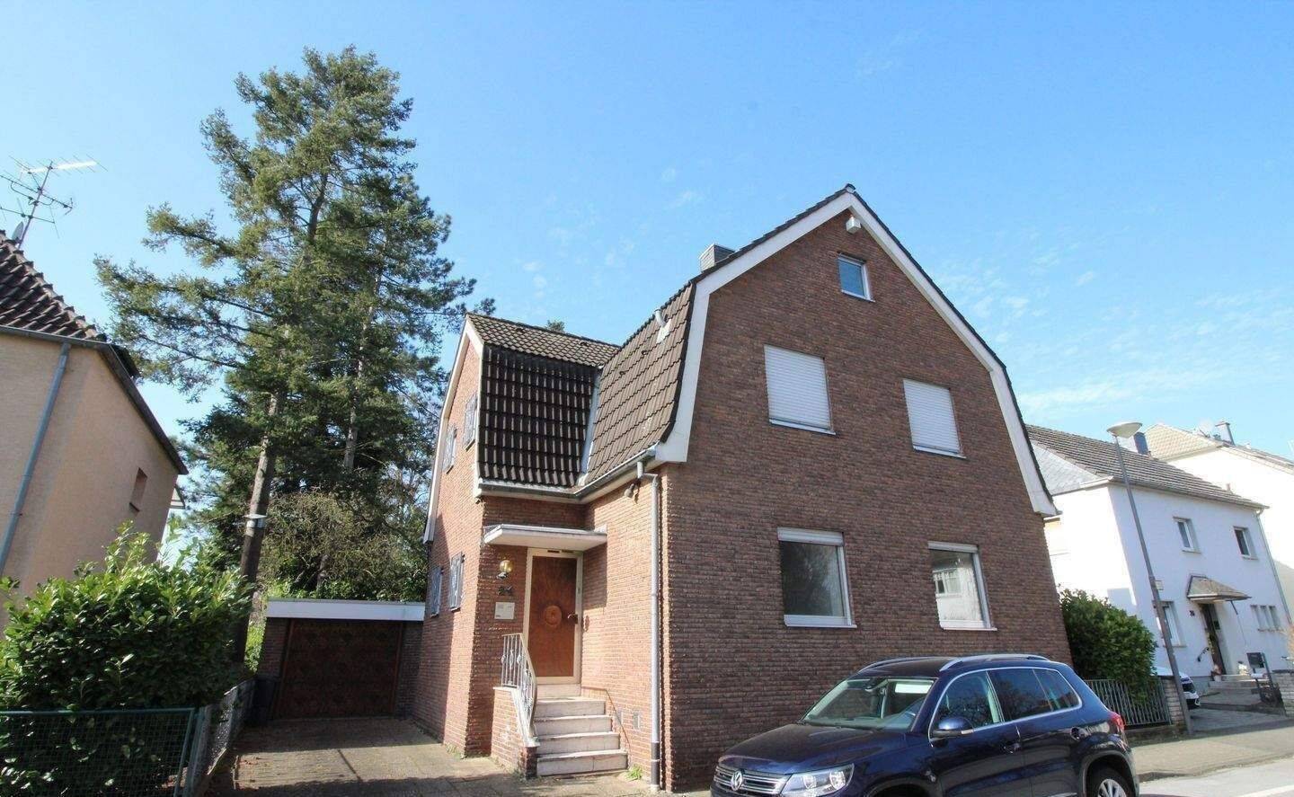 Freistehendes Einfamilienhaus in ruhiger Lage !, 40764 Langenfeld (Rhld.)