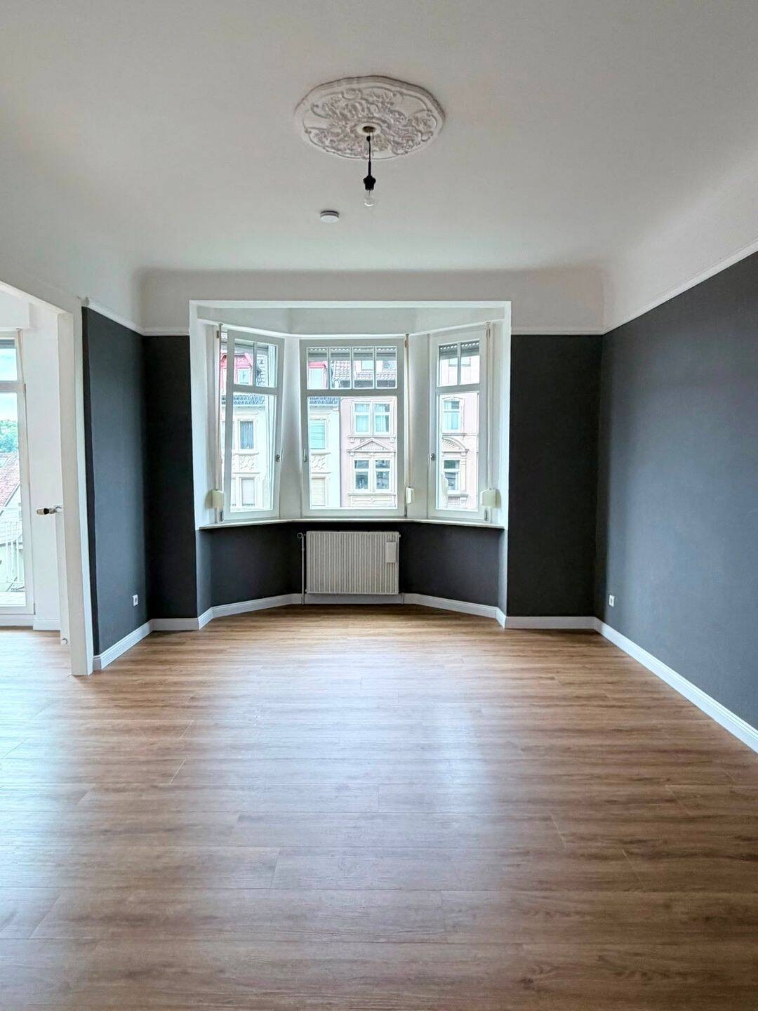 Großzügige 3.5 Zimmer Wohnung in Pforzheim, 75173 Pforzheim